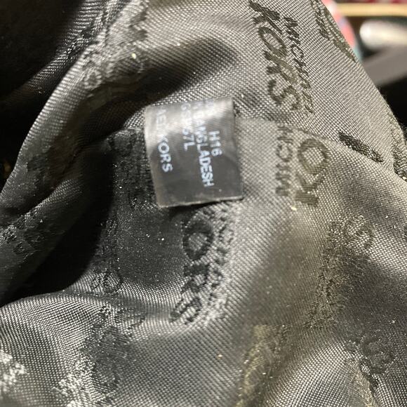 Michael Kors Handbag Pebbled Leather Black Zippers 15x10x5 - Picture 10 of 16